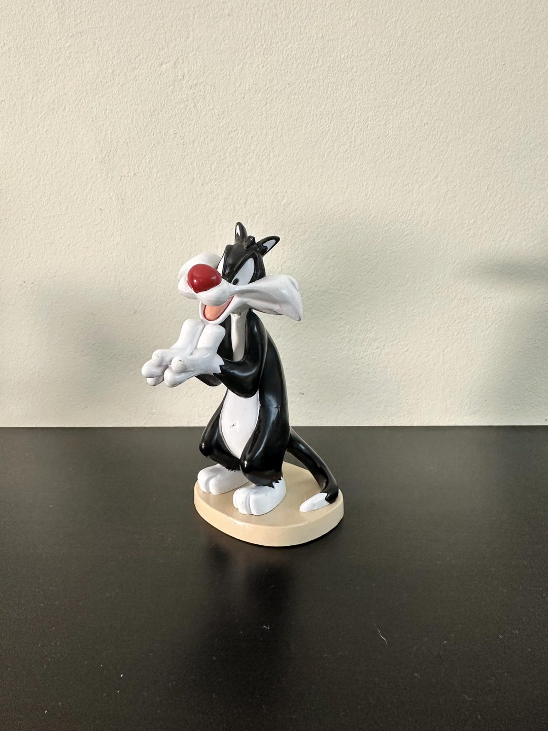 Vintage Looney Tunes Sylvester Figure by Deagostini | Warner Bros