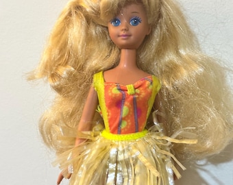 vintage Hawaiian Fun Skipper Doll 1990 Mattel - Maillot de bain et jupe en herbe