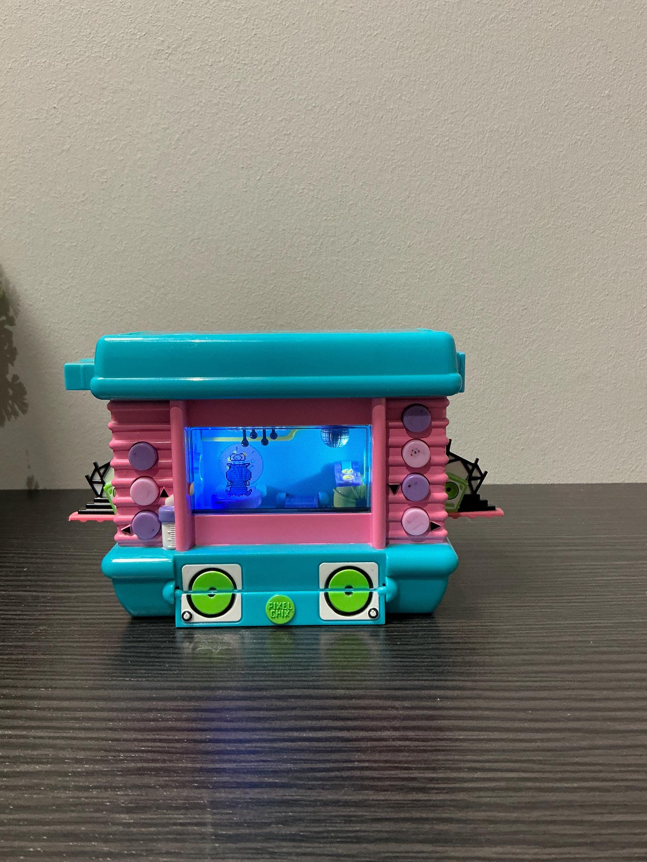 Vintage pixel chix - Etsy 日本