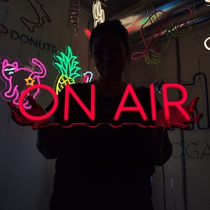 On air neon sign, custom led sign for gamers and streamers, radio decor neon light, light decor for studios, podcasts