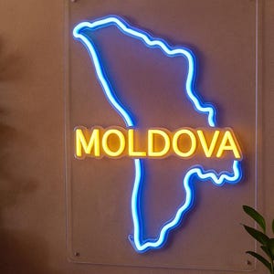 Neondecor van Europese landen. Liechtenstein, Luxemburg, Malta, Moldavië, Monaco, Nederland, Duitsland. Kaart neonreclame.