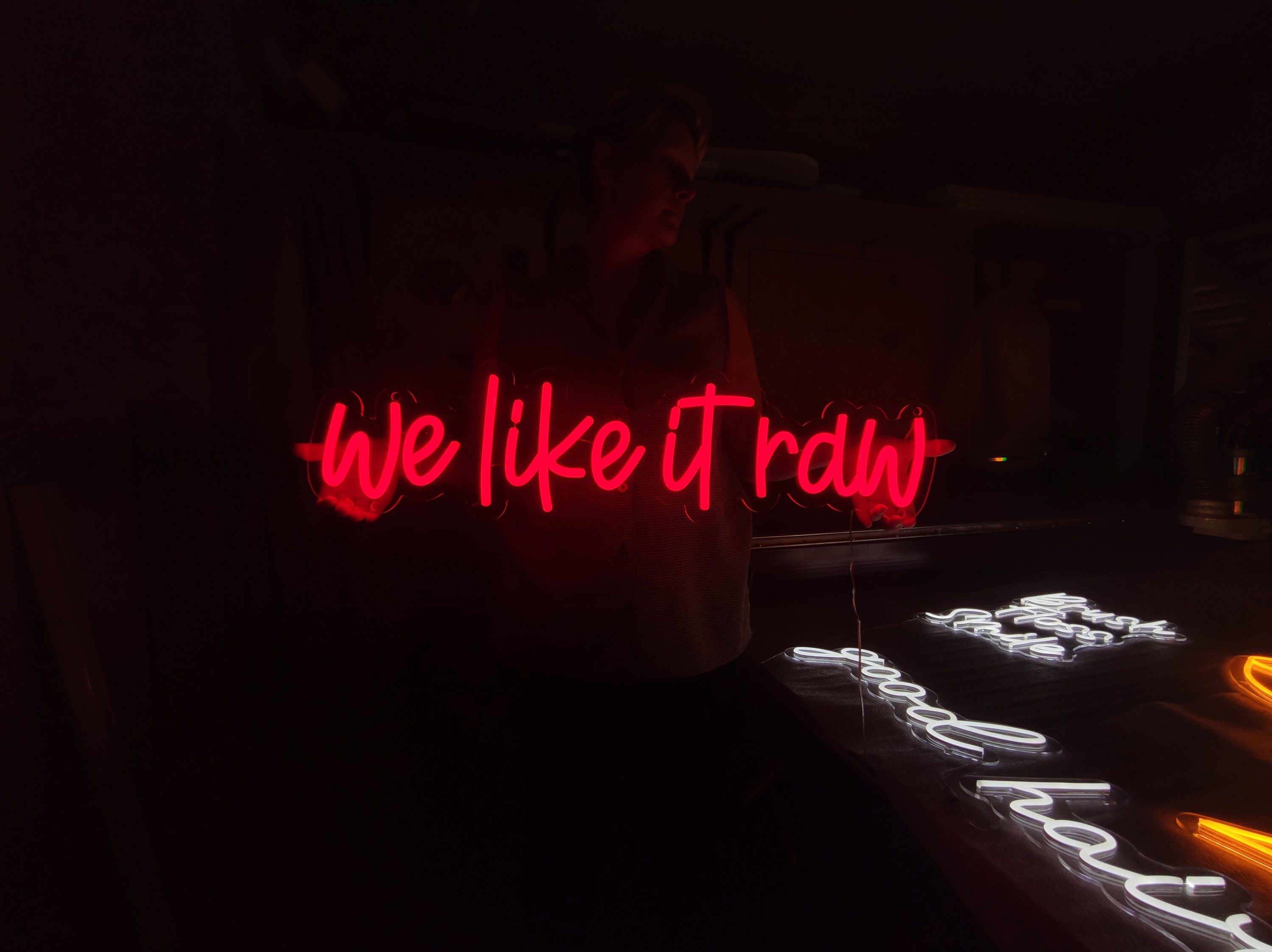 We Like It Raw Neon Sign, Sushi Restaurant Led Decor, Bar Light