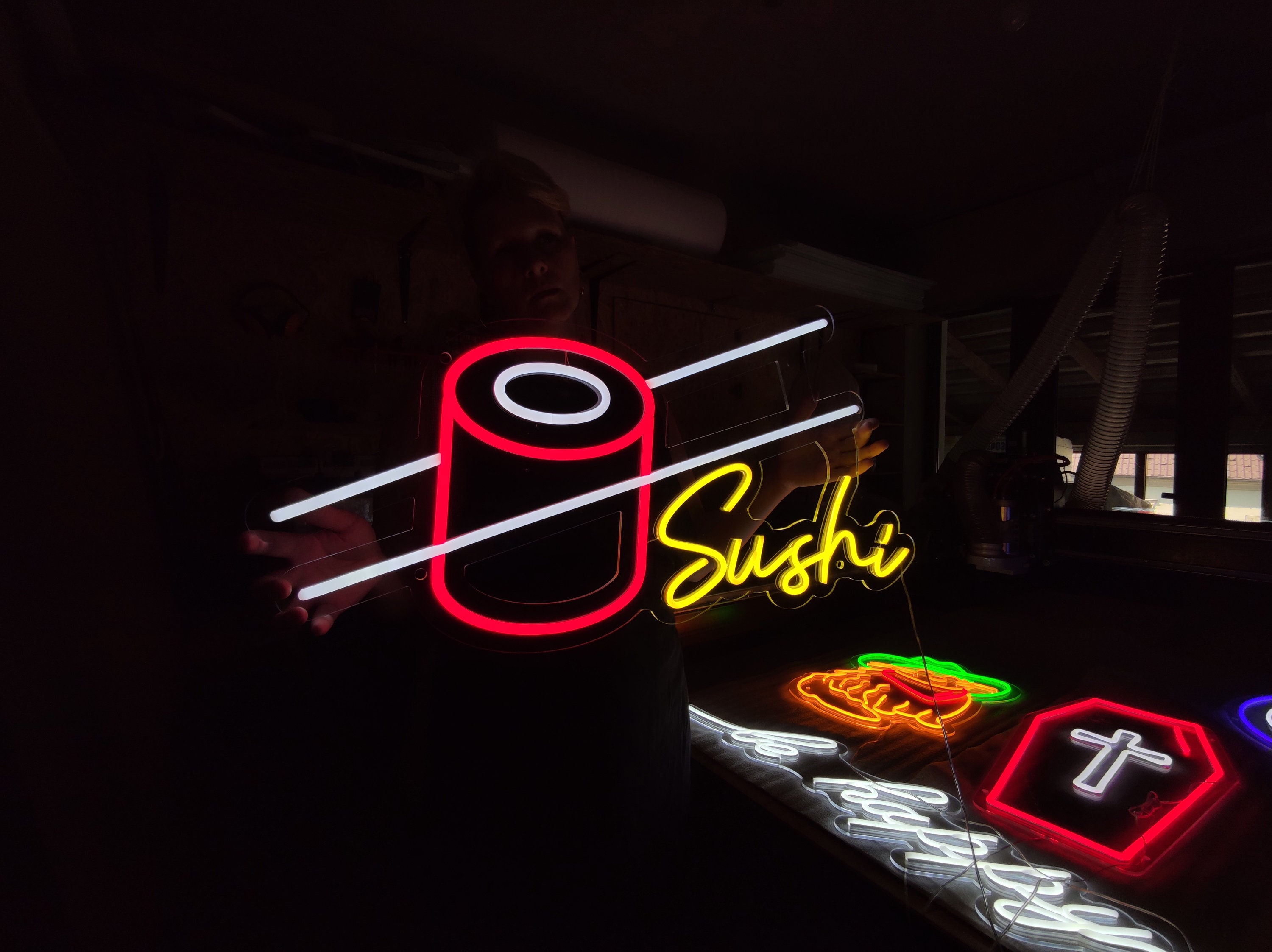 寿司ネオンサイン、寿司ロールセットネオンライト、日本食レストラン