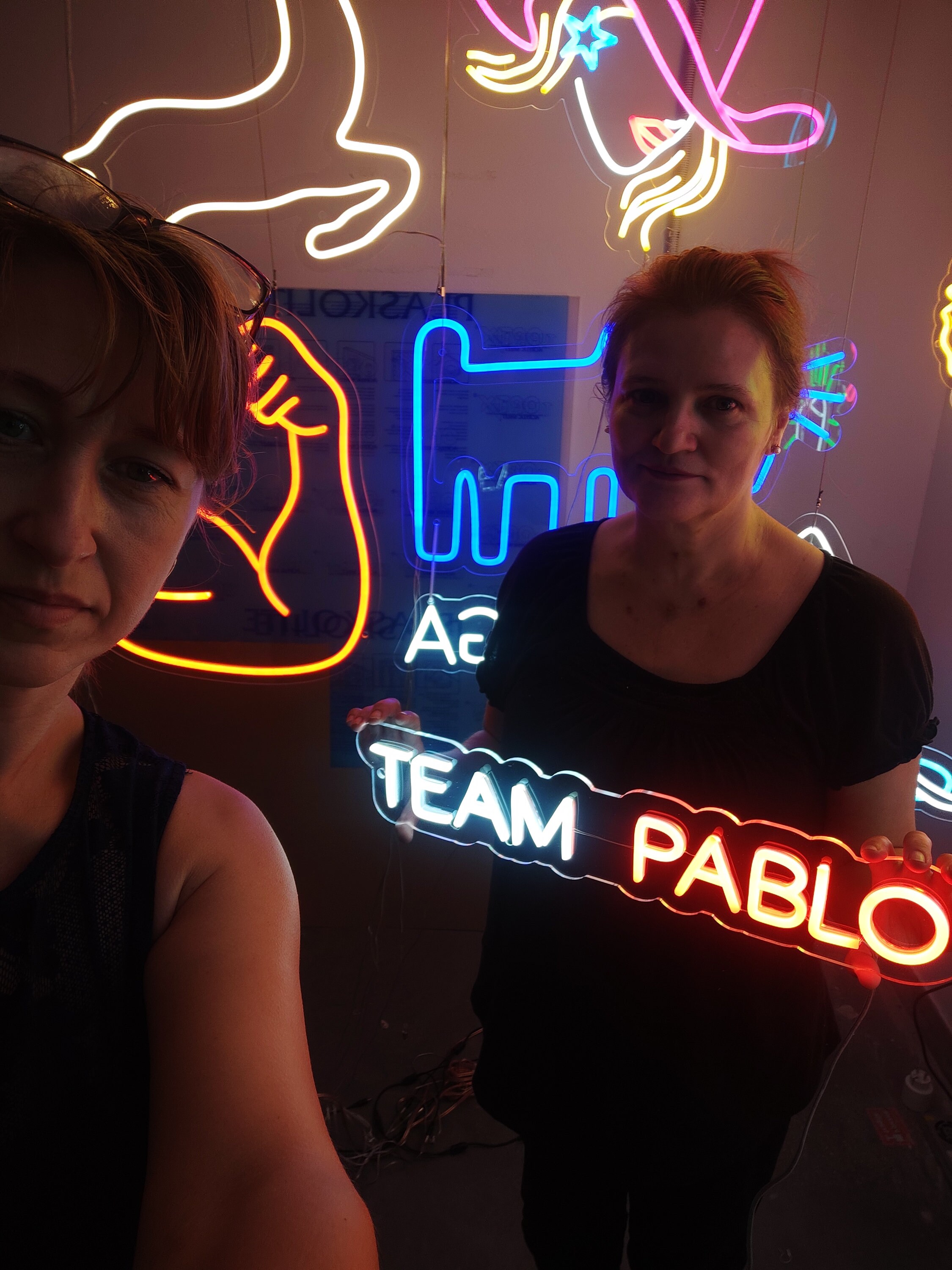 Live Streaming Sign Led Custom Mirrored Neon Sign for Streams and Live Broadcasts: Light up ...