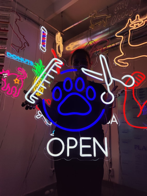 Open Pet Grooming Neon Sign: the Perfect Sign for Pet Stylists