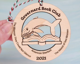 2021 Governerd Book Club Ornament, Maple Wood Tree Decoration, Whale Hanging Art, Laser Cut Christmas Accessory, Governerds Friend Gift