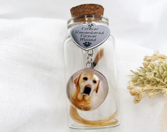 Benutzerdefinierter Foto-Charm + Namensgravur-Charm. Haustierfell-Flasche, Erinnerungsstück aus Hundefell, Flasche für Tierhaare mit individuellem Anhänger und Foto