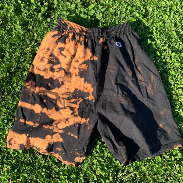 Half/half BLEACH DYE SHORTS -Unisex