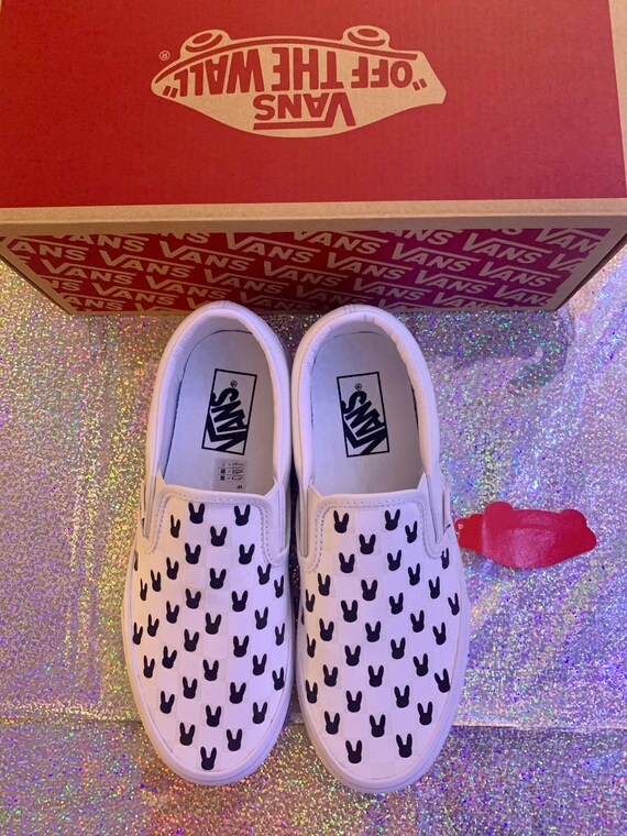 custom checkerboard vans