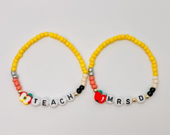 Teacher Bracelet, Pencil Bracelet,Teacher Pencil Bracelet,Pencil Bead Bracelet,Apple Bracelet,Teacher appreciation, School gift,Teacher Gift