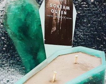 SCREAM QUEEN scented goth candle, coffin candle, gothic home decor, Halloween candles, Halloween decor, goth Christmas gifts, goth Christmas