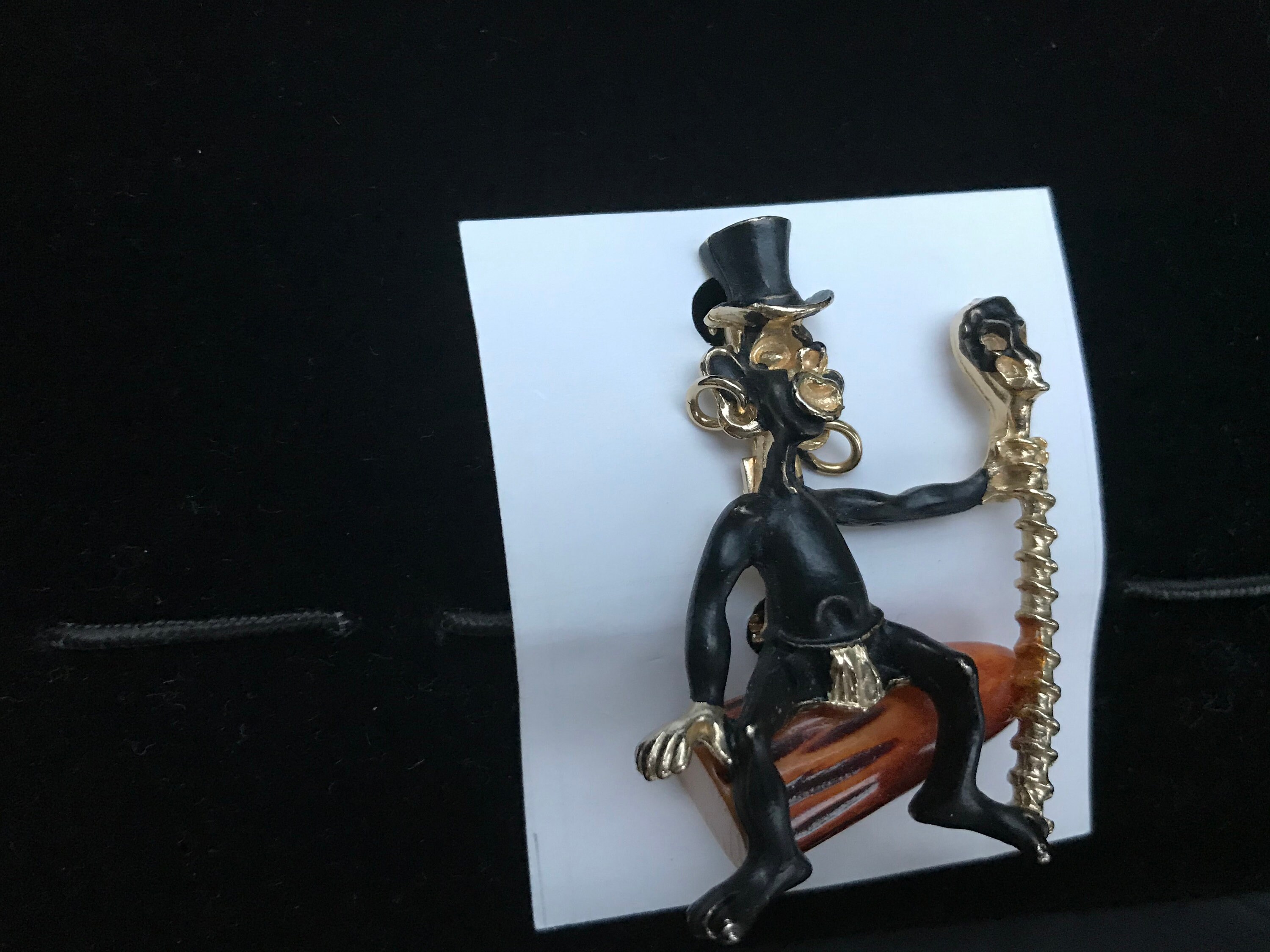 Sweetmammasjewels vintage Bakelite medicine man brooch Etsy.de