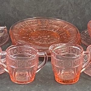 Jeannette, Doric & Pansy, Pink, 14 Piece, Pretty Polly, Child&#39;s Tea Set, made 1937-38