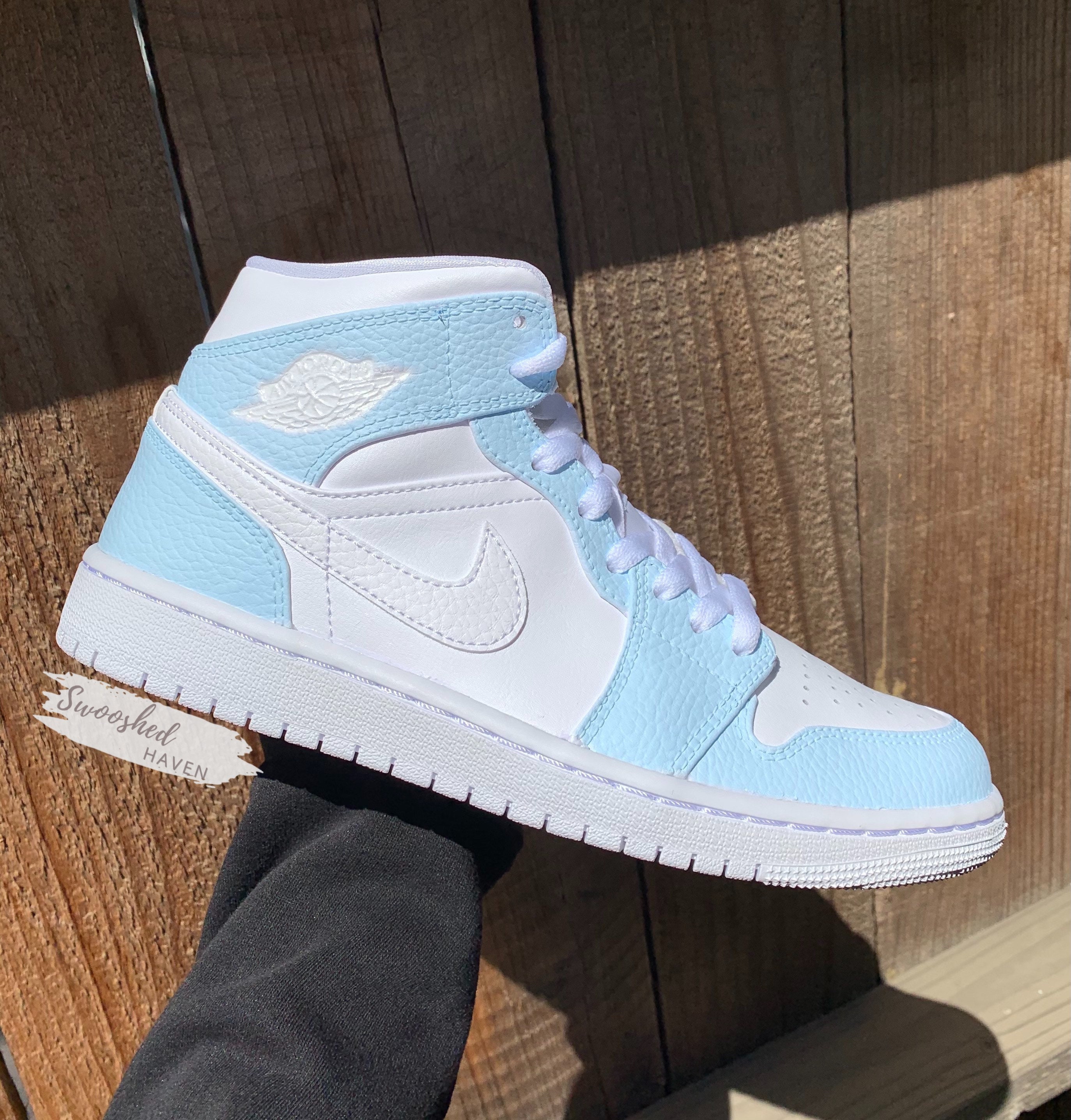 infant blue and white jordans