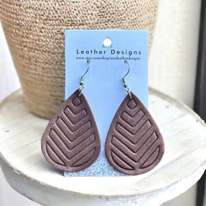 Chevron Teardrop Embossed Leather Earrings, Brown  Leather Earrings, Chevron Leather  Earrings, Lightweight Earrings,4493