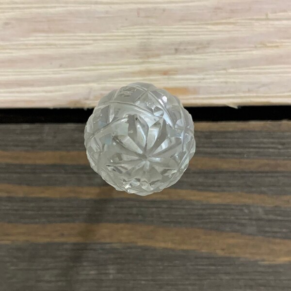 Small Etched Glass Knob, Spherical Etched Glass Design, Glass Knob Dresser Drawer Pull, Cabinet Knob, Vintage Knobs, Melon, Vintage, DIY