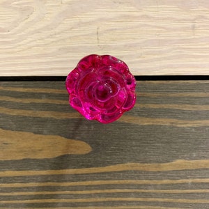 Hot Pink Glass Rose Knob, Rose Pink Tinted Glass, Glass Knob Dresser Drawer Pull, Cabinet Knob, Vintage Knobs, Rose Shape Knob in Pink