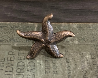 Starfish Knob, Metal Starfish Knob, Nautical Dresser Drawer Knob, Cabinet Knob, Starfish Cabinet Knob Nautical Drawer Pull, Star Pewter Knob