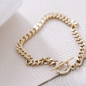 18k Cuban link chain bracelet gold, 6mm Gold Curb Chain Bracelet, Miami Cuban Bracelet, Toggle clasp bracelet, Statement bracelet, Riaka