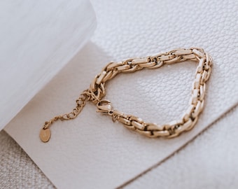 Twisted Gold Bracelet, Twisted rectangular Gold chain Bracelet, Statement bracelet, Chunky bracelet , Layering bracelet, Gold bracelet women