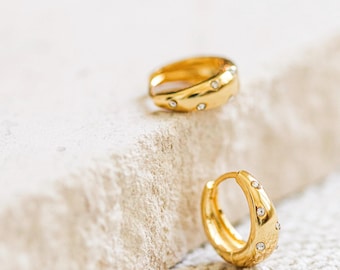 Dainty Minimalist Gold Earrings, Diamond Huggie Hoops, Small Gold Hoops, Dainty Diamond Earrings,  Moissanite Mini Hoops, Stacking earrings