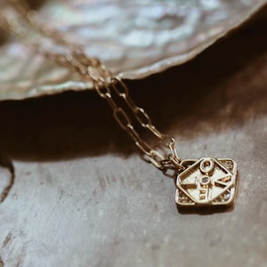 Zierliche Liebesbrief Halskette, Einfache Goldkette, Quadrat Goldkette, Gold Liebeskette, Geschenk für ihre Freundin Tochter Mutter Freundin