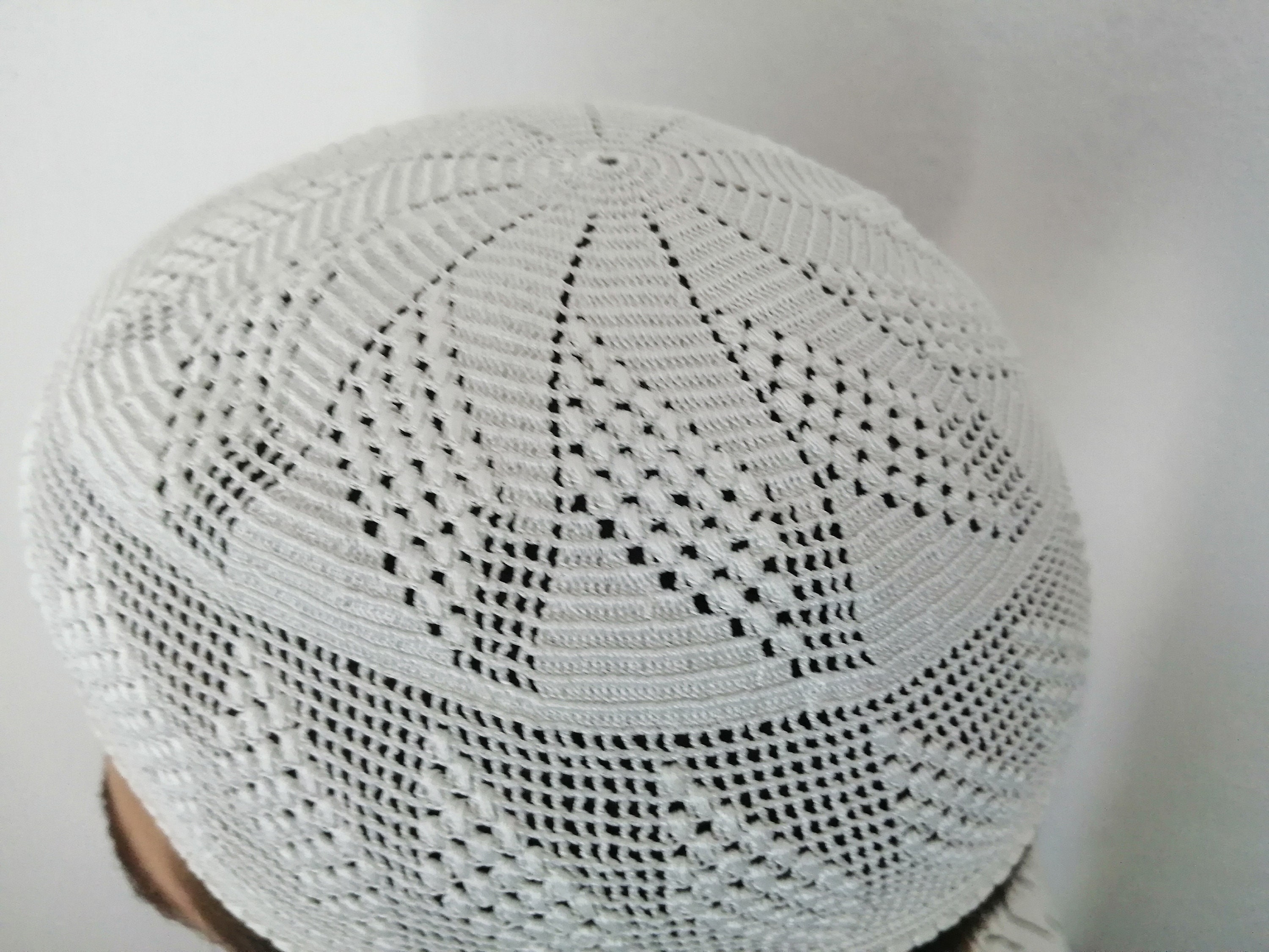 Casquette De Prière Blanche Tricotée Al-Imsal - Confortable Et Légère