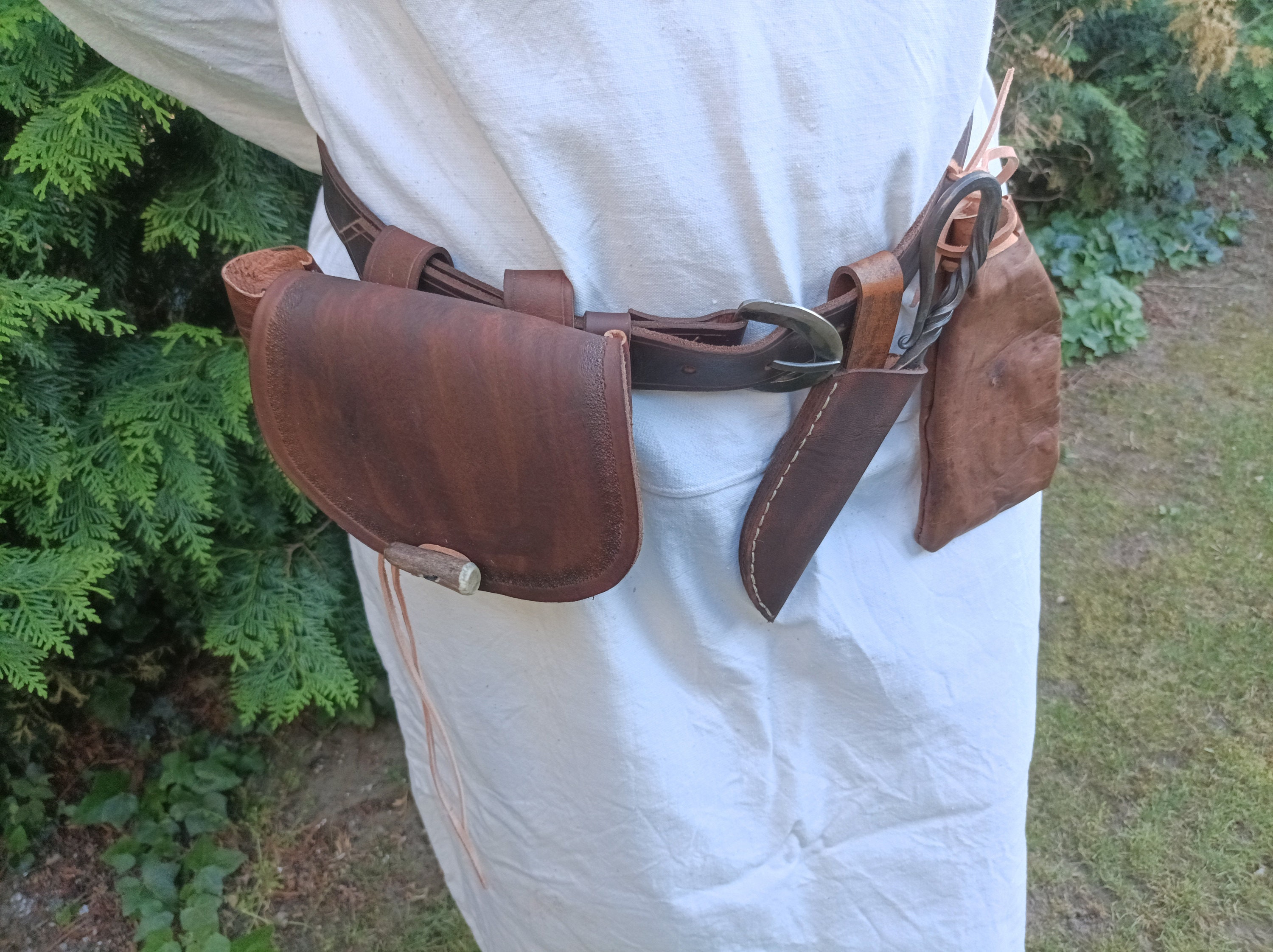 Medieval Belt Pouch Fanny Pack – Battling Blades