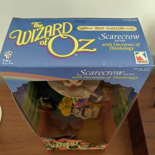 rare-vintage-1998-wizard-of-oz-trevco-scarecrow-with-diploma-doctorate
