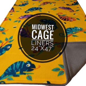 Guinea Pig Midwest Fleece Cage Liner, Washable Bedding for Small Pets, Reusable Cage Bedding