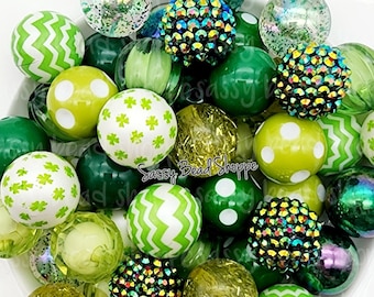 Shamrock 20mm Acrylic Beads Set of 24, Craft Bead Mix for Pens, Wristlets, Keychains, Cookie Scribes, Necklaces, DIY Jewelry Projects