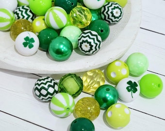 Shake Your Shamrock 20mm Acrylic Beads Set of 24, Craft Bead Mix for Pens, Wristlet, Keychain, Cookie Scribes, Necklace, DIY Jewelry Project