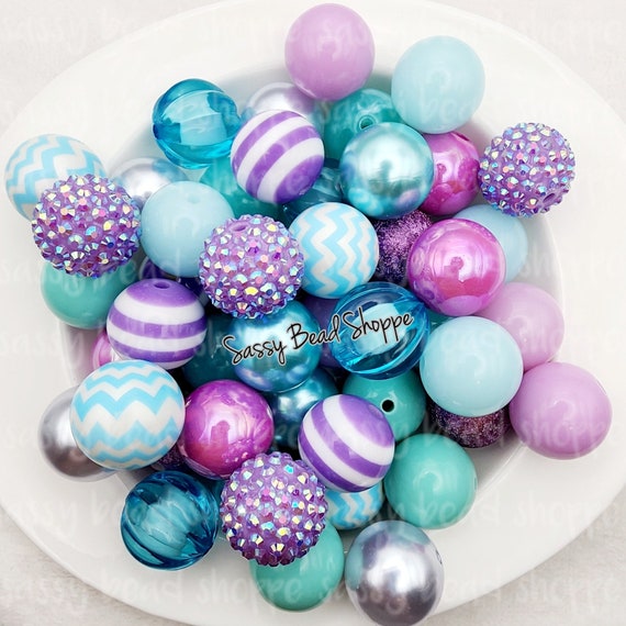 Purple and White Gumball Beads - 24 Purple and White Gumball Beads - 24