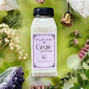 Glow Potion | Cleopatra's Oatmeal, Milk & Honey Beauty Bath | Vegan, All-Natural Ritual Bath