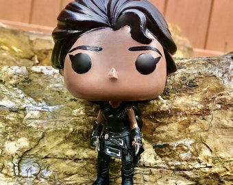 Inej Ghafa Inspired Pop Figure from Six Of Crows