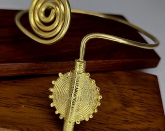 Gold-plated bronze spiral arm bracelet, armband style, handmade, arm cuff - BERA
