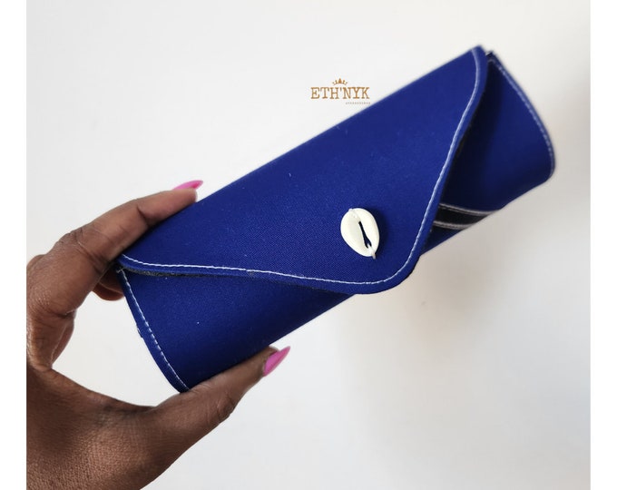 Hard glasses case with African woven loincloth and shell, Glasses protector with cowrie shells - HUA