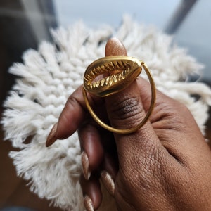 Bague africaine sale
