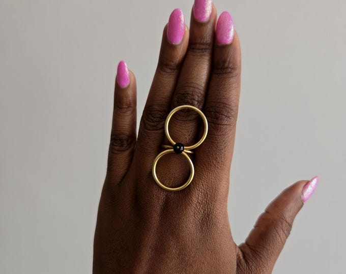 Adjustable ring in gold-plated bronze, ethnic jewelry, African jewelry - KÉLÉ (black)
