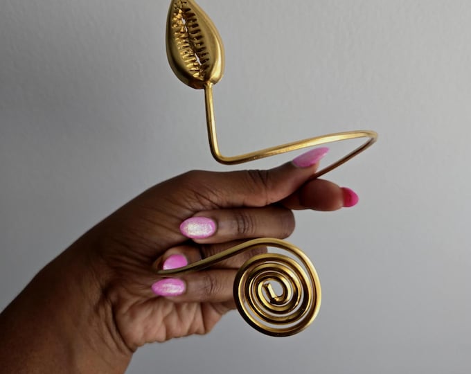 Gold-plated bronze spiral arm bracelet, Armband style bracelet, Handmade, Arm cuff - BERA