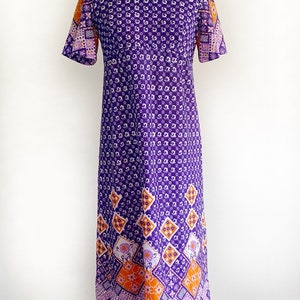 Vintage 1960s 60s Angel Sleeve Purple Floral Pattern Maxi Dress