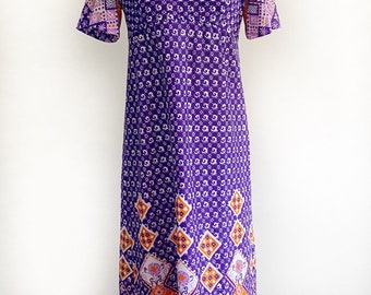 Vintage 1960s 60s Angel Sleeve Purple Floral Pattern Maxi Dress