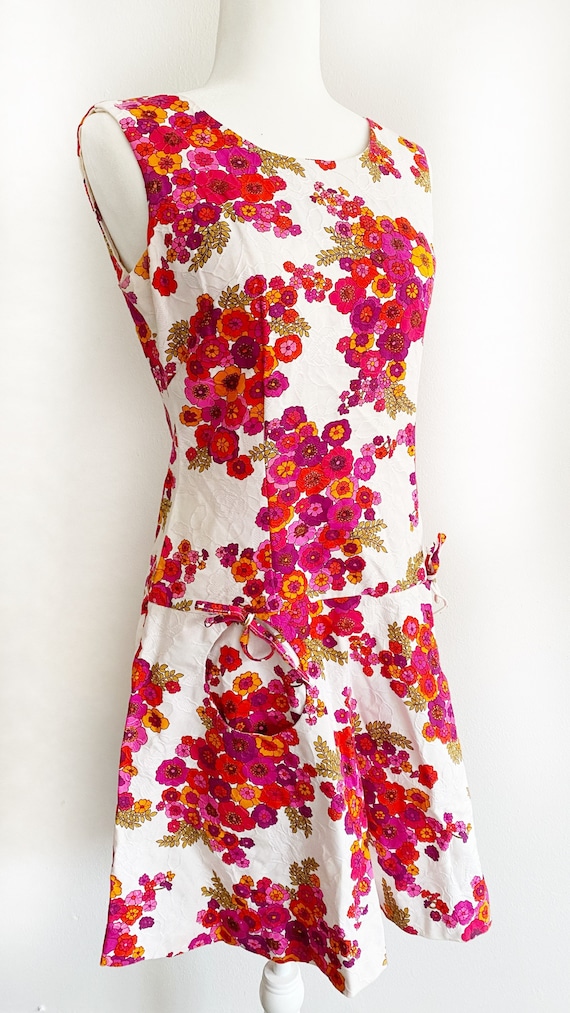 Vintage 1960s 60s Dayglo Floral Textured Barkclot… - image 1