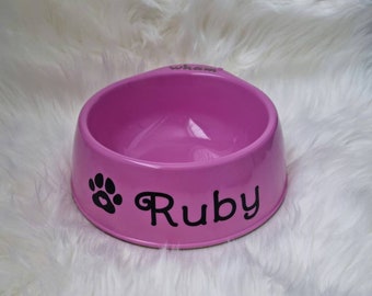 Personalised pet bowls, dog bowls, pet feeding, animal bowls, pet care, plastic animal bowls