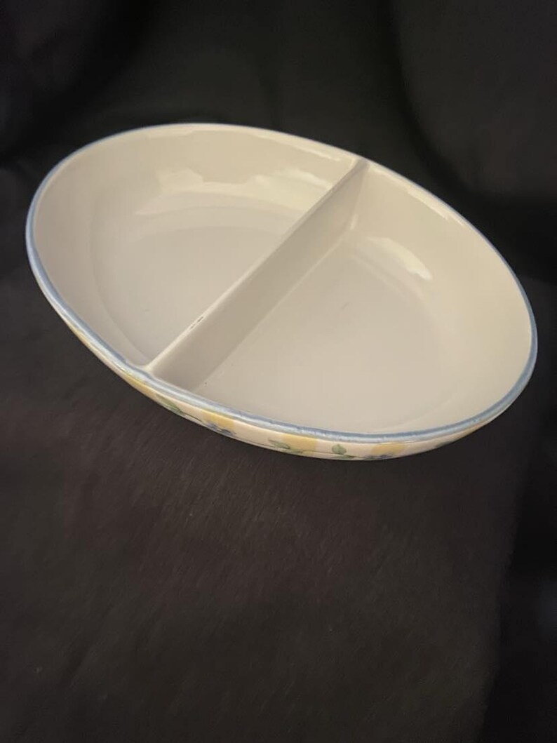 Pfaltzgraff Melissa 10 Oval Divided Vegetable Bowl