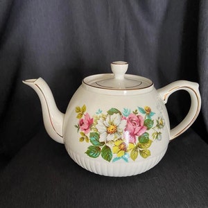 Ellgreave Ironstone Tea Pot