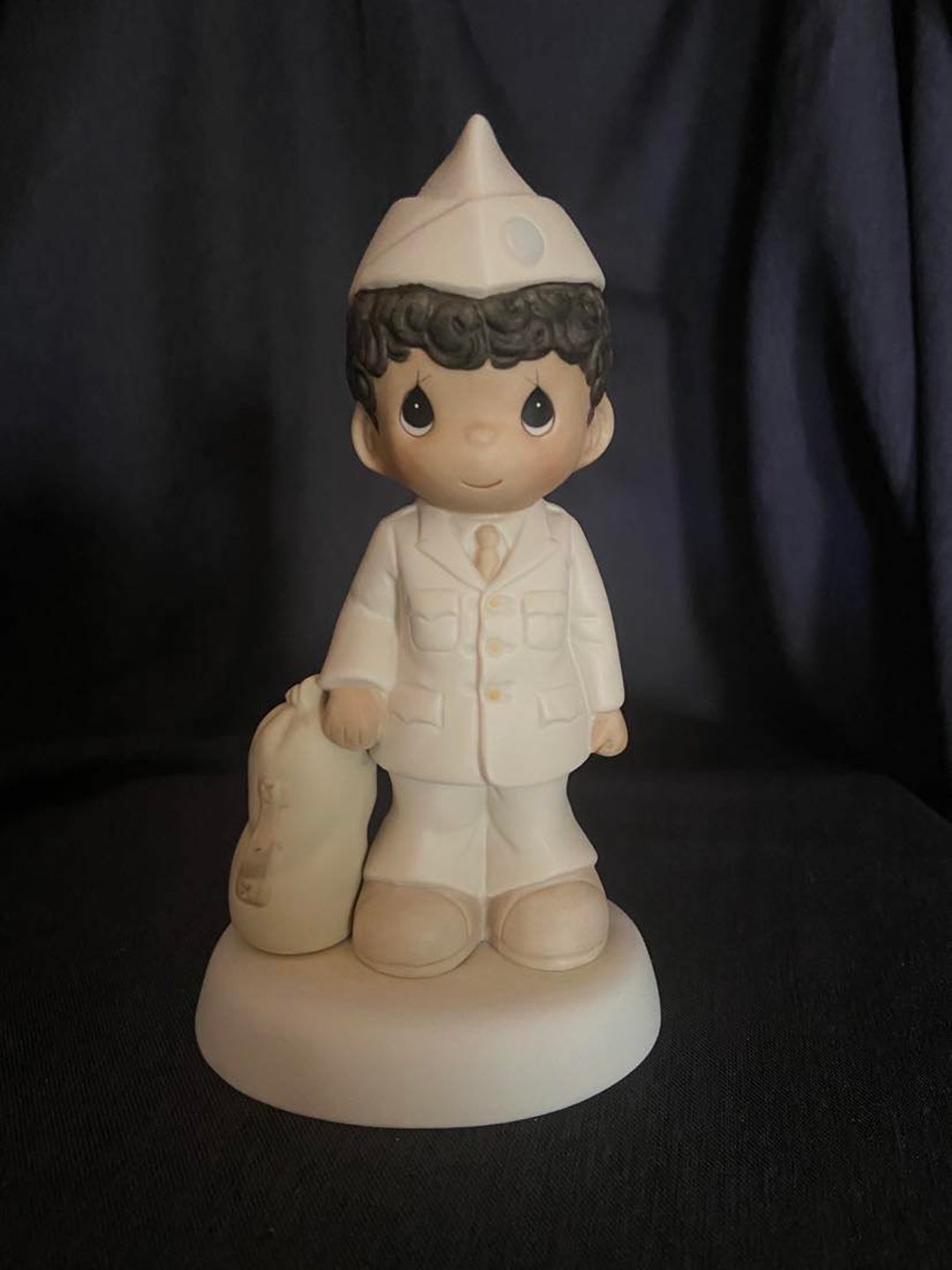 Precious Moments Figurine Marine \"Bless Those Who Serve...