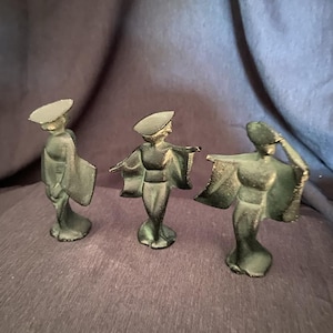 Cast Iron Japanese Geisha Girls Figures
