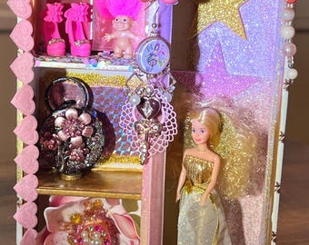 Golden Barbie Diorama Box: Miniature Doll, Accessories, Handmade Diorama