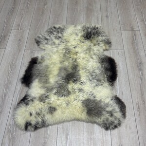 Natural Sheepskin Rug, Australian Sheepskin,Genuine Sheepskin,Sheepskin Throw,Soft Sheepskin, Fur Rug,Sheepskin Runner,chair cover,100x75 cm